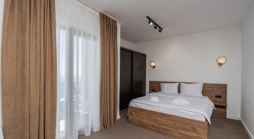 Image of Apartment with Sea View 4