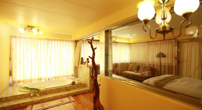 Image of Double Room with Mountain View 5