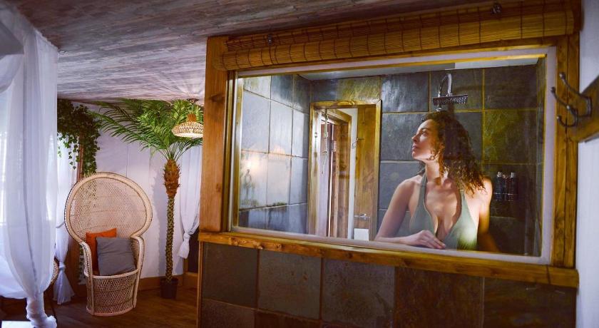Image of Double Room - Tropical Paradise 13