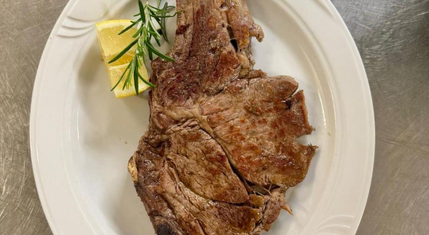 マロンノ Hotel Eternita 3つ星 ホテル レストラン