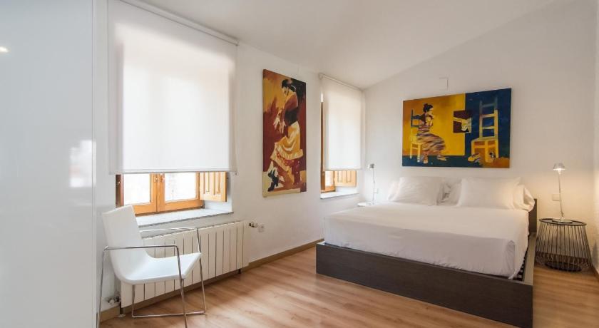 Image of Suite 7