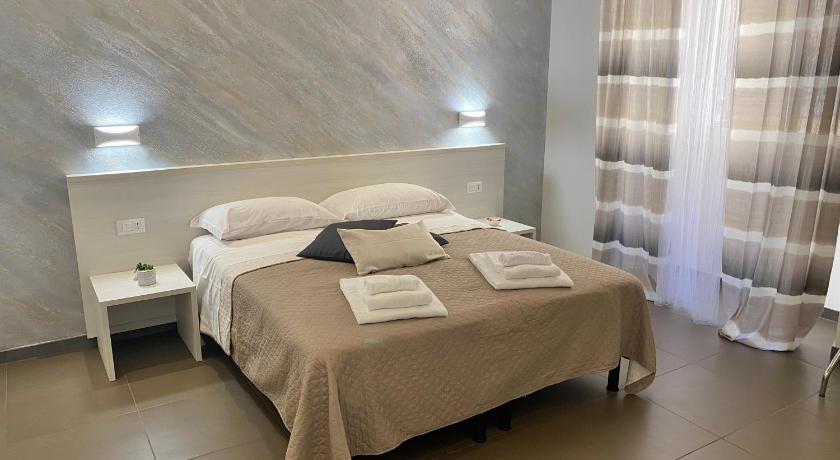 Image of Deluxe Double Room 1