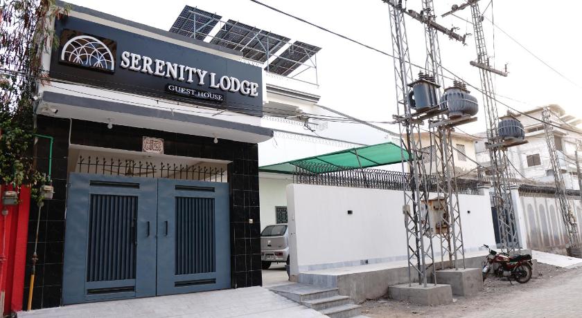 Serenity Lodge Guest House - image 13