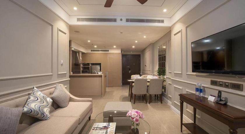 Da Nang Luxurious Ocean View Suites - image 2