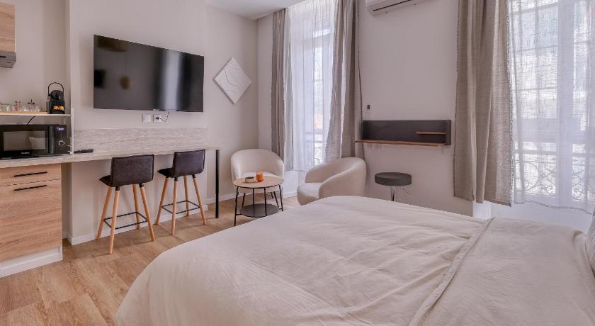 Short Time Suites Toulon Centre 1 "LE STUDIO" Check-in auto