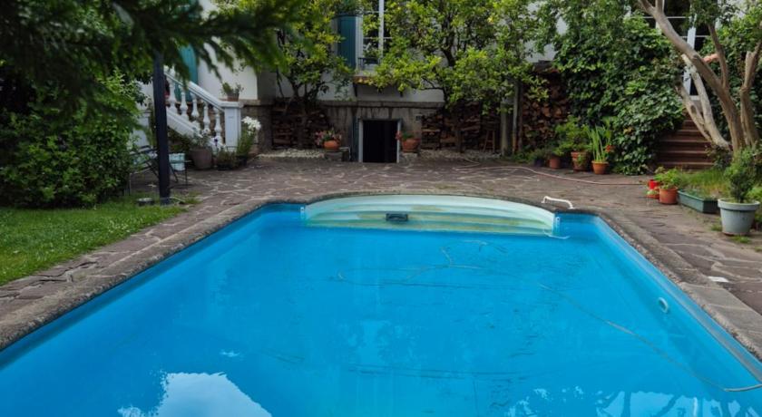 Foto de Apartment 55 m2, sunny garden & pool in Villa 1905 - Reserva con descuento Agoda