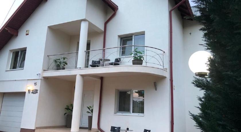 Lilu House