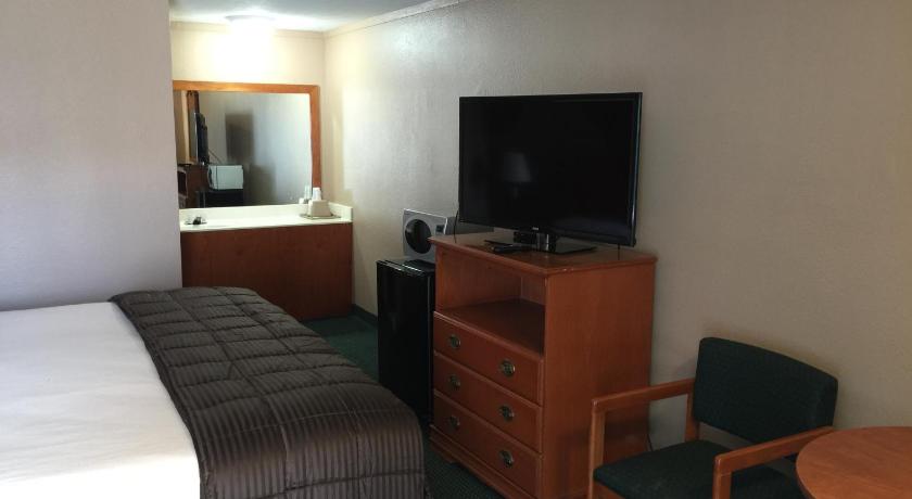 Budget Inn - Saint Robert — Hotel in St. Robert (MO)