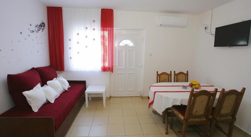 Guest House Renata photo