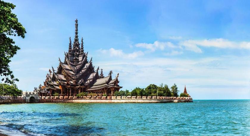 파타야 옐로우 문 (Yellow Moon Hotel) 2성급 호텔 수영장