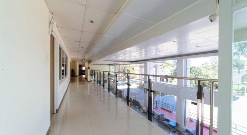 The Ritz Hotel at Garden Oases (Multiple-Use Hotel) - image 32
