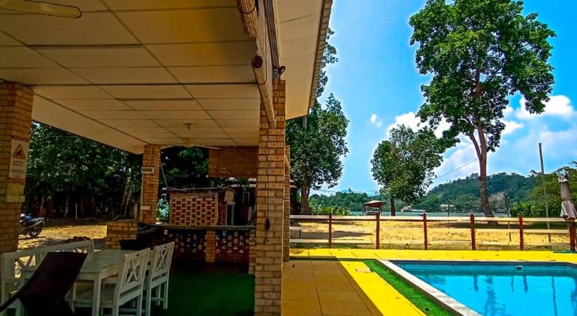 ドゥンゴン Rajawali Riverside Retreat Chalet 4つ星 ホテル 施設