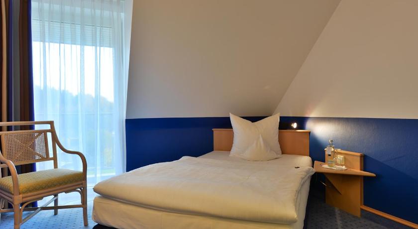 Zdjęcie: Standard Single Room 4