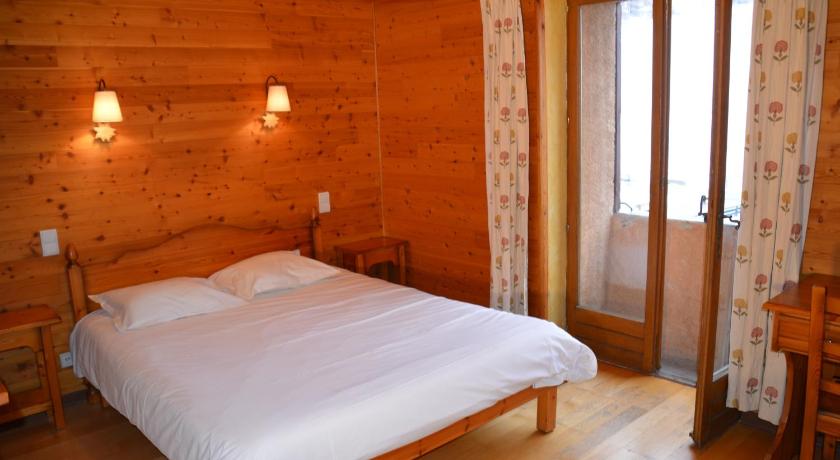 Hotel Alpis Cottia photo