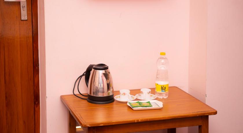 Hotel Shri Shanmuga - image 13