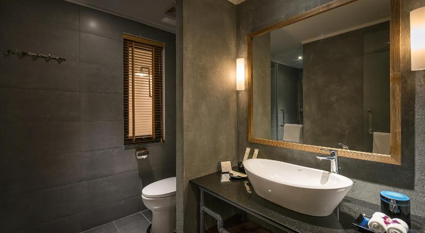 Image of Premium Suite 2