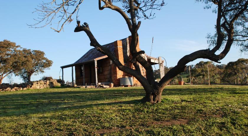 Mancuso Country Cottage Retreat photo