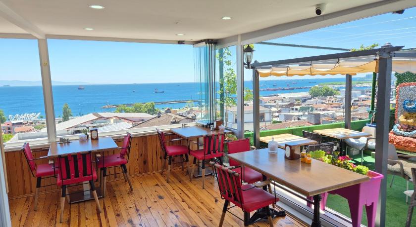 VERSECA HOTEL - image 2