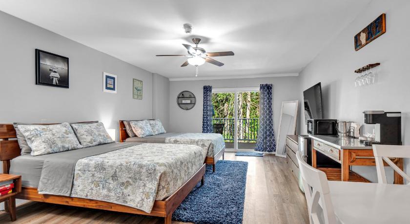 엘크하트 레이크 (WI) Victorian Inn Elkhart Lake 3성급 숙소 수영장