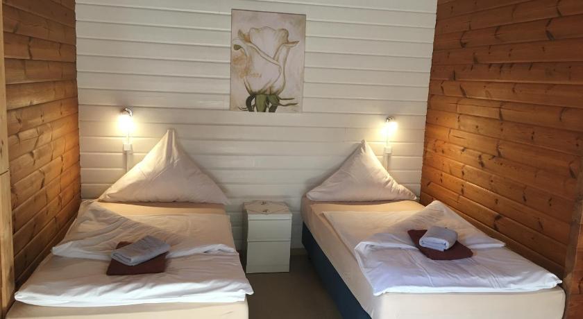 ABB Sportcenter Gansefurth, Doppelzimmer ohne Kuche, Standard Doppelzimmer mit Kuche