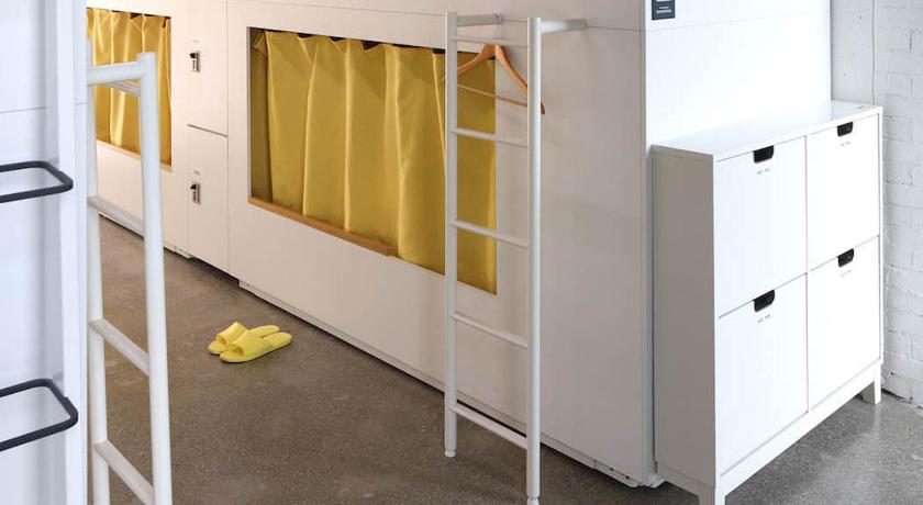 Image of Bed in 4-Bed Female Dormitory Room 1