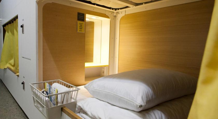 Image of Bed in 4-Bed Female Dormitory Room 7