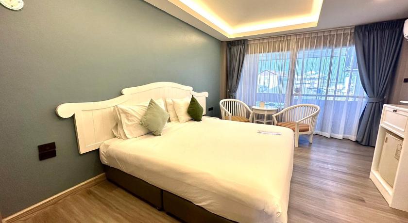 Image of Grand Deluxe Room 1