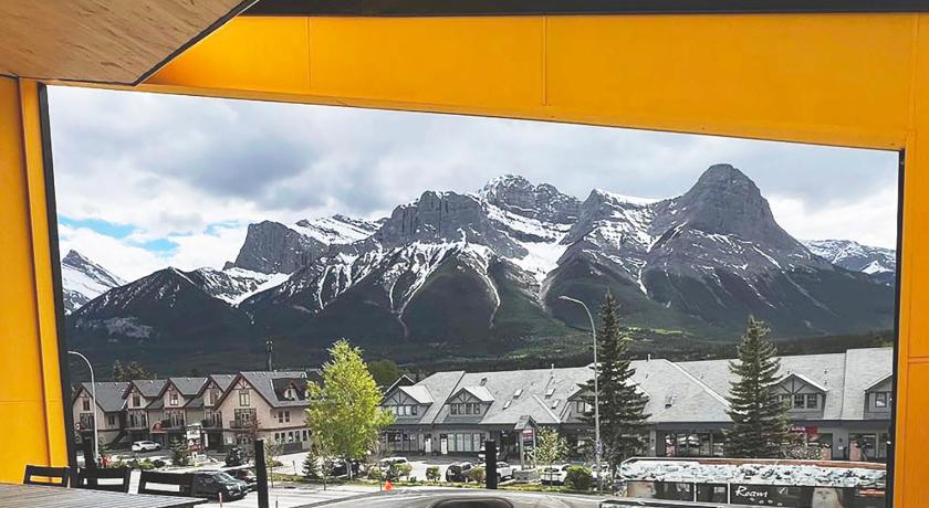 Raven's Peak 105 - Ultra luxe Mountain Retreat
