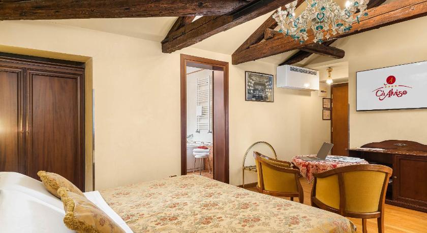 Fotografija Nadstandardna družinska soba (Deluxe Family Room) 14