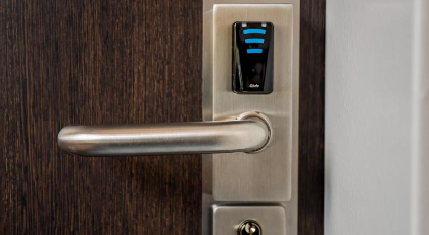 柏林 Apartmenthaus Berlin Neukolln 3星级 酒店 泳池