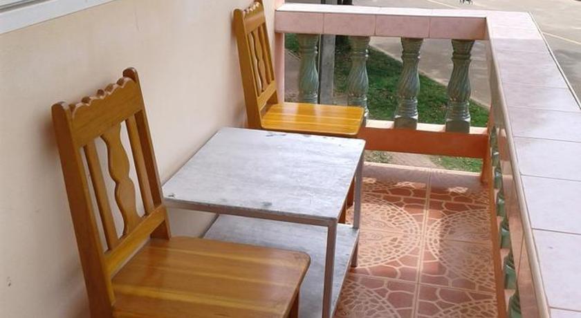 Lanta Orange House - image 6
