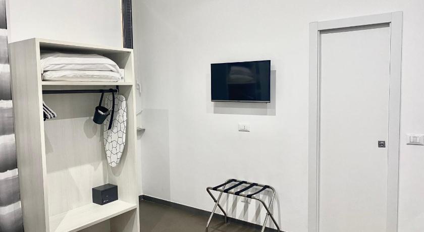Image of Deluxe Double Room 4