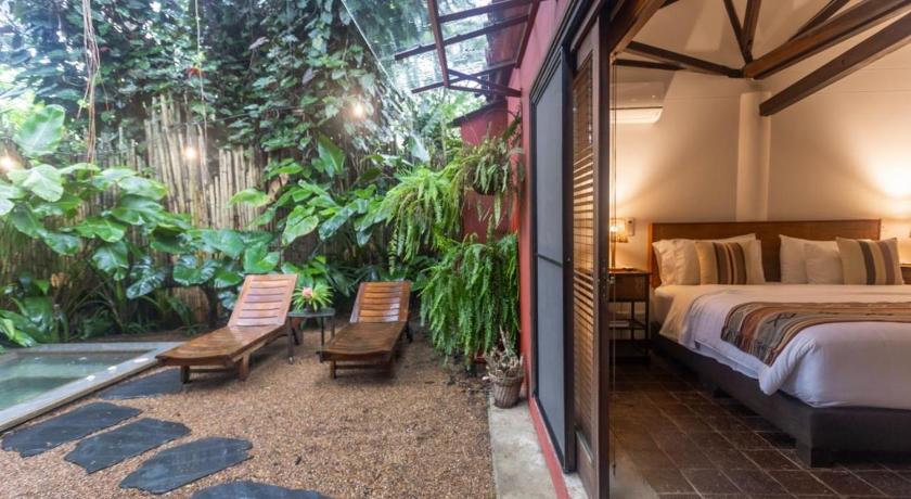 Image of Deluxe Villa 12