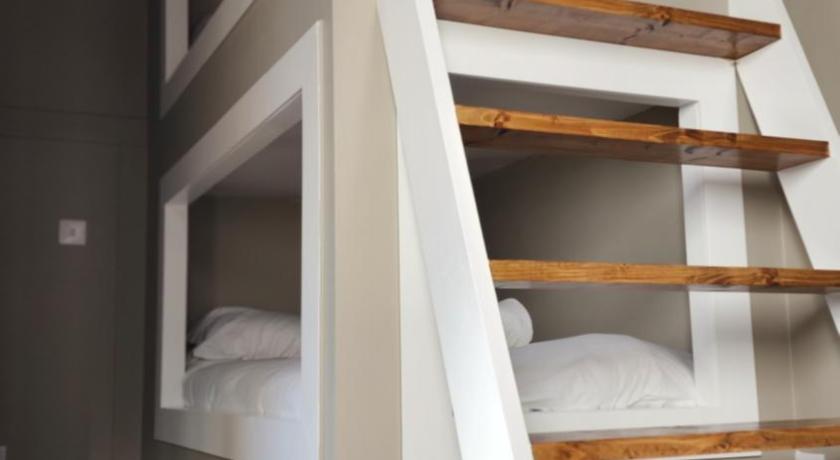 Image of Economy Twin Room with Bunk Beds 4