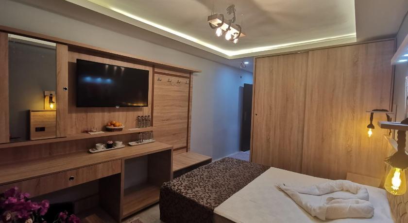 BEYOND OTEL - image 13