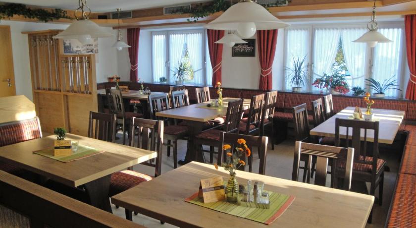 Waldstetten Gasthof zum Ochsen 3-Star Hotel lobby