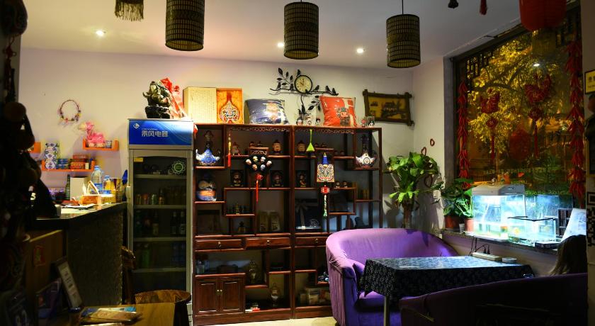 Xian Facebook Youth Hostel - image 8