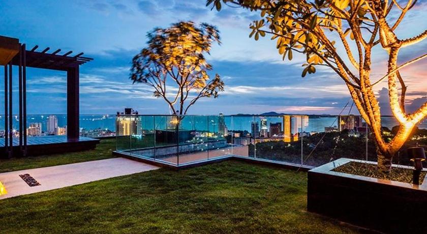 Phra Tamnak Hill Apartments - image 4