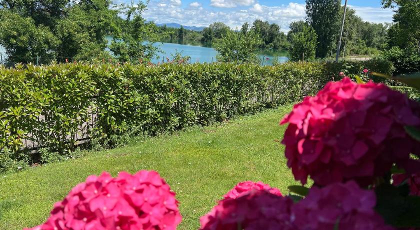 The little lake Verona villa