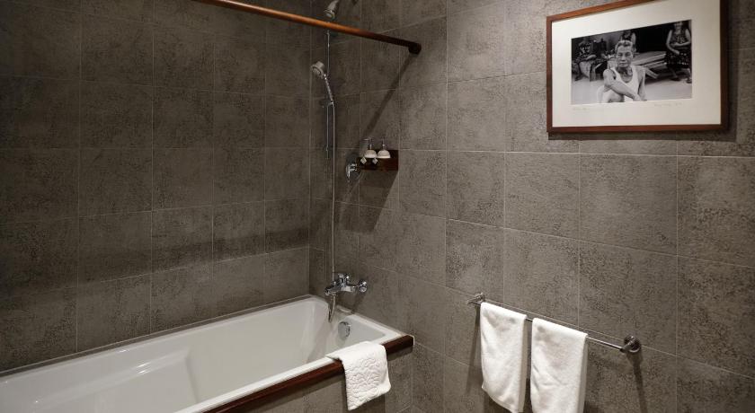 Image of Balcony Deluxe Twin 12