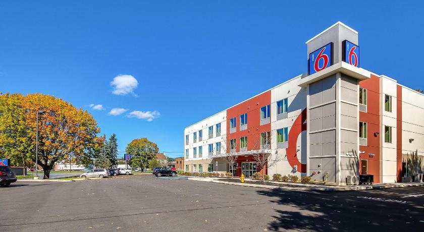 Motel 6-Allentown, PA