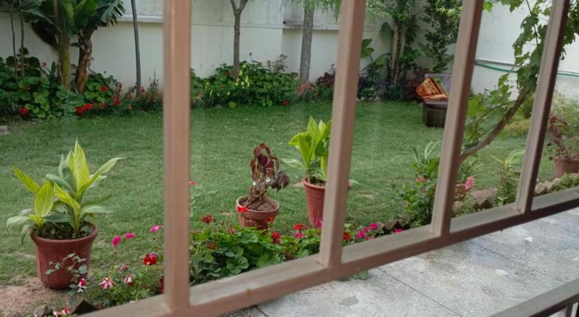 Luxury Moon Guest House - image 13