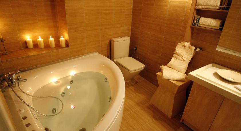 Mikro Papigo 1700 Hotel & Spa photo
