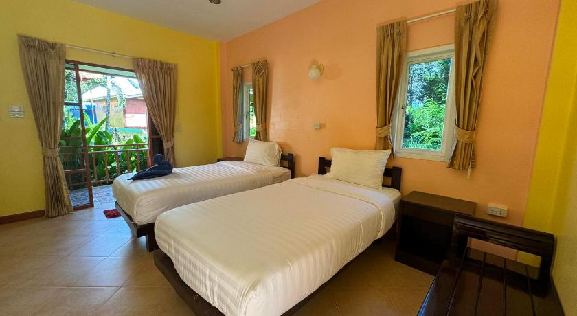 Image of Deluxe Bungalow 16