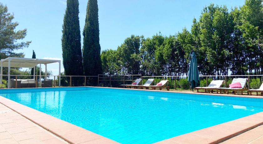 Relais Casale Il Poggetto - OLIVO 1 by Zoom In Earth