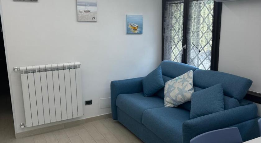 Rome Peter House 4-Star Single Room lobby