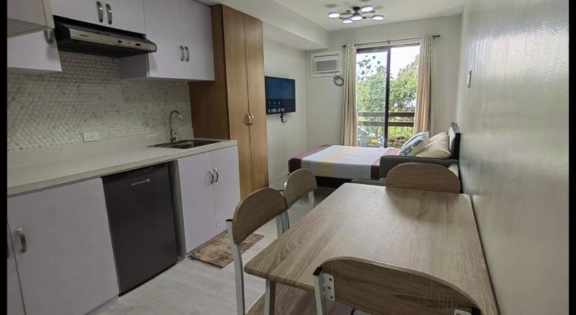 Summer10th Pinesuites Scandi Minimalist Deluxe - image 19