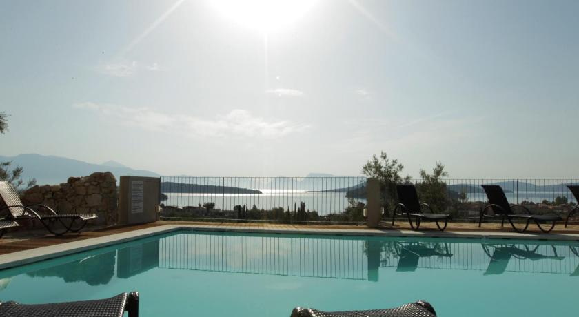 Princes ' Islands Luxury Residences — Hotel in Lefkada