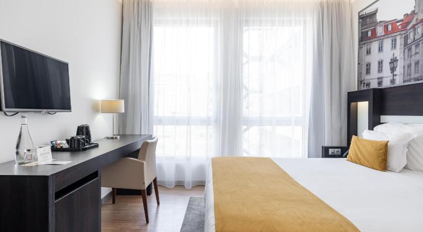 Image of Standard Double or Twin Room 5