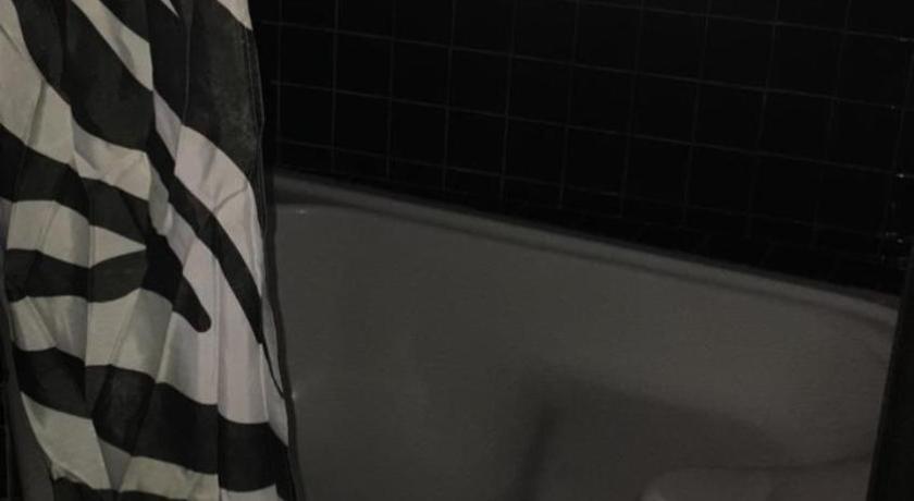Image of Suite 4